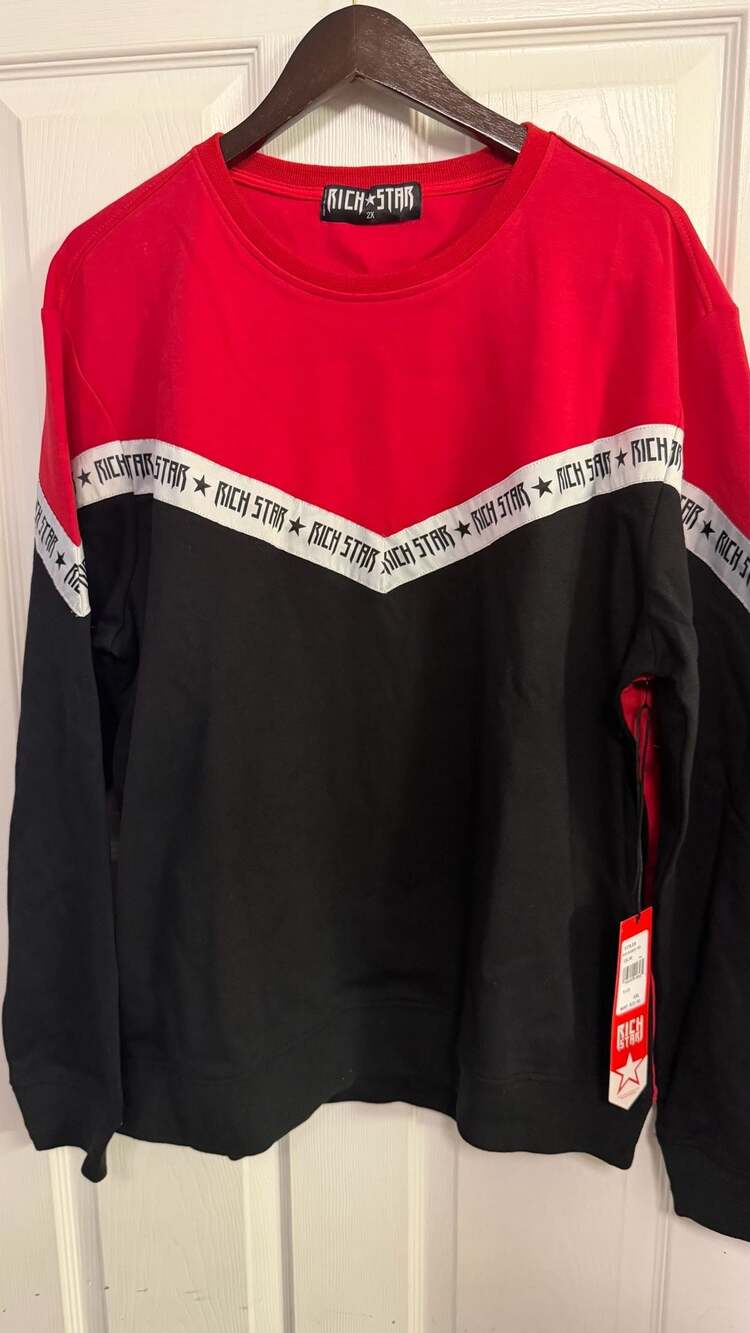 NWT Rich Star Red and Black Chevron Colorblock Pullover Crewneck Sweatshirt